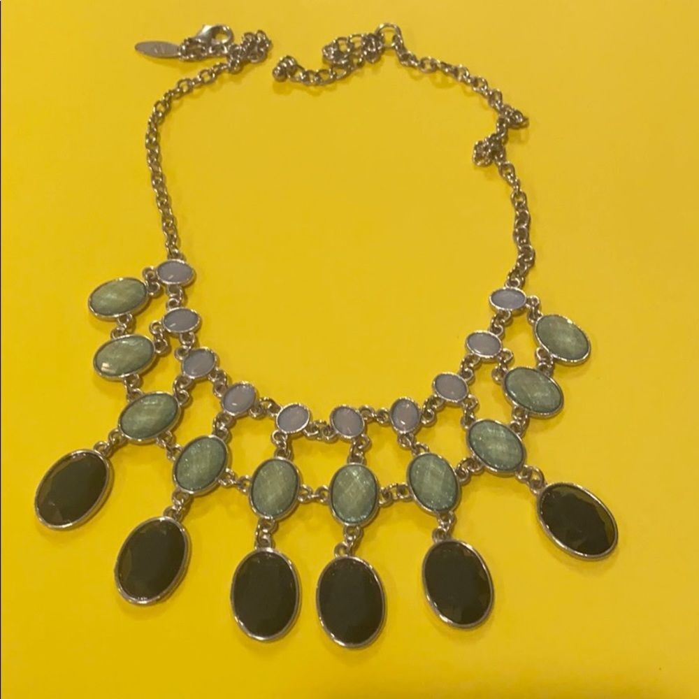 NY&CO necklace